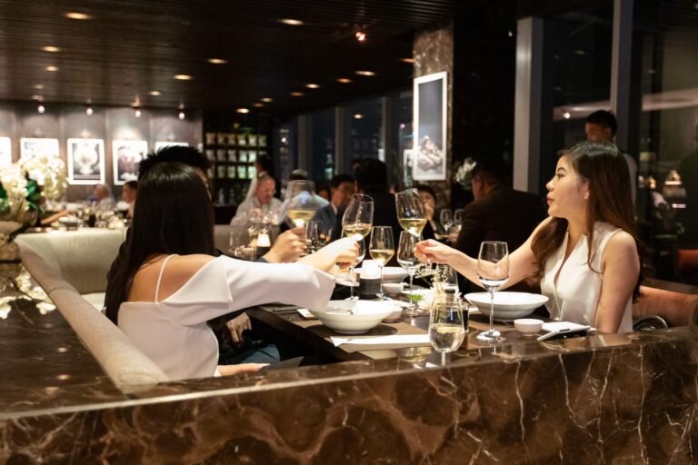 Show Urbani TruffleBar